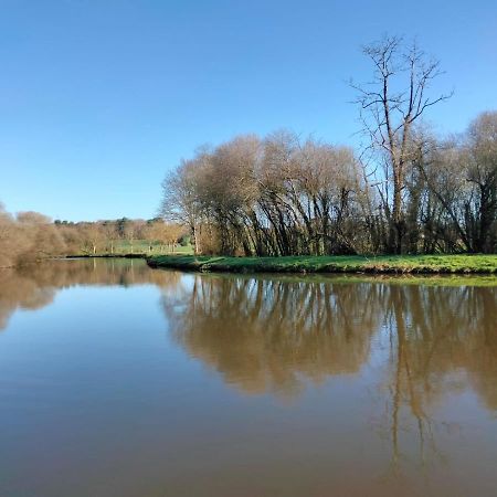 Hebergement Canal Val D'Oust Bagian luar foto